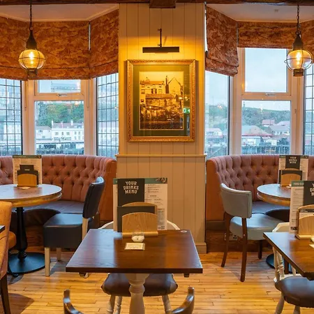 Hotel Duke Of York 3*