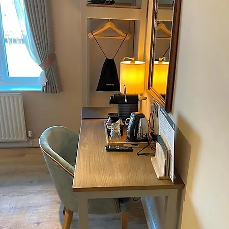 Hotel Duke Of York 3*