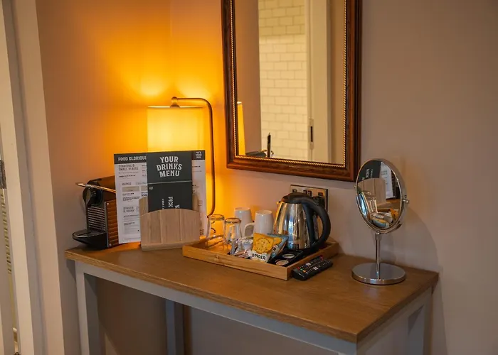 Hotel Duke Of York 3*